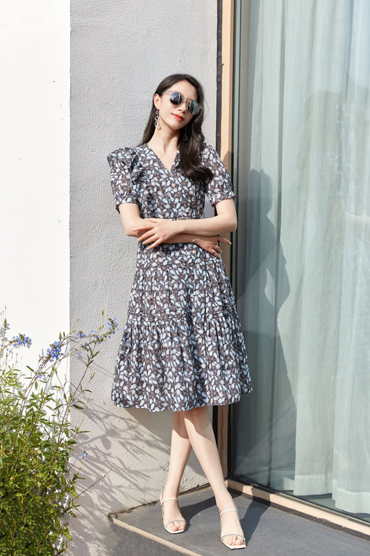 Short Puff Sleeve V Neck Ditsy Floral Dresses - SHIMENG